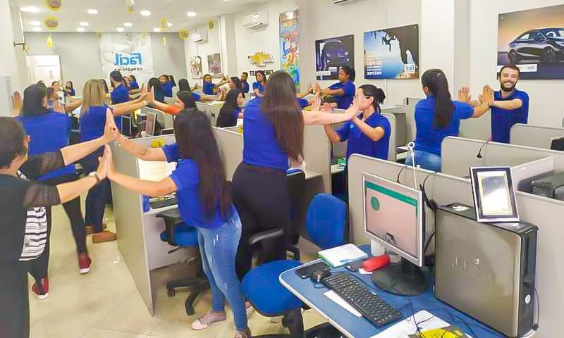 Ginástica laboral para ambiente de trabalho